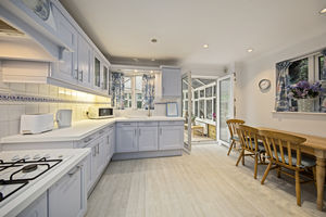 Kitchen- click for photo gallery